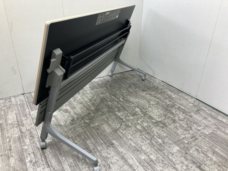 オカムラカルドーシリーズ 1800サイドスタックテーブル 商品画像7