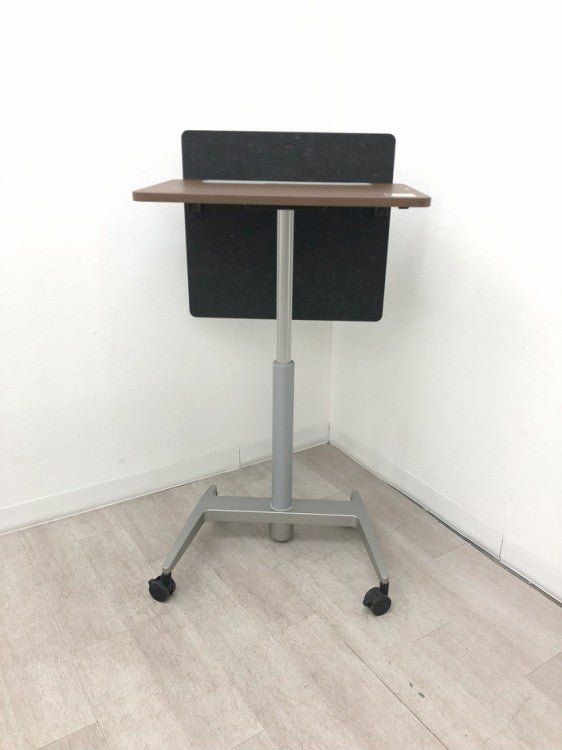 オカムラスタフィット2シリーズ パーソナル昇降テーブル 商品画像14