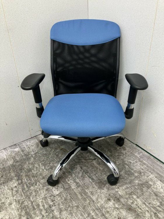 クロガネ可動肘付OAチェア 商品画像2