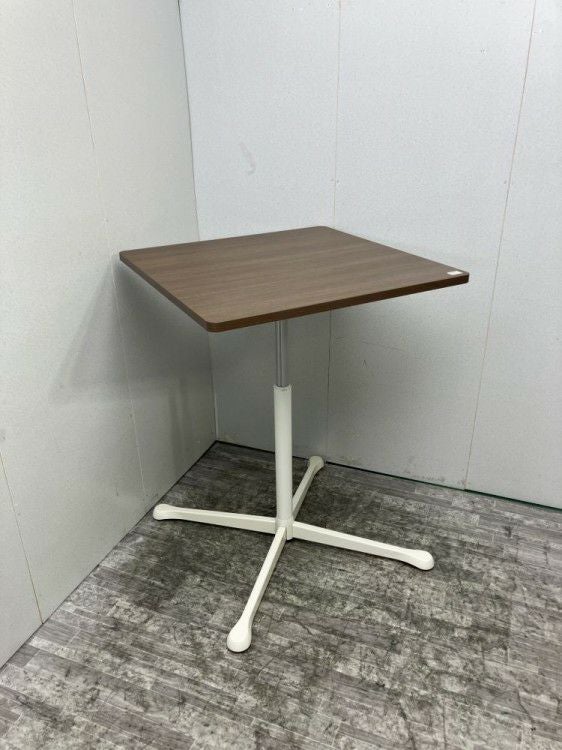 オカムラアクティアフェローシリーズ 手動昇降式800角テーブル 商品画像5