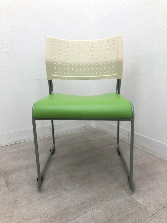 アイリスチトセスタッキングチェア 商品画像2