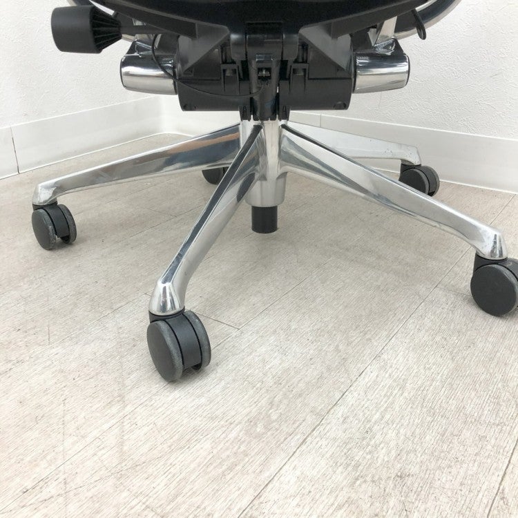 オカムラBaron(バロン)チェア 固定肘付バロンチェア 商品画像15