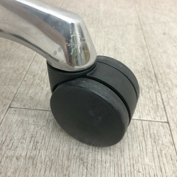 オカムラBaron(バロン)チェア 固定肘付バロンチェア 商品画像20