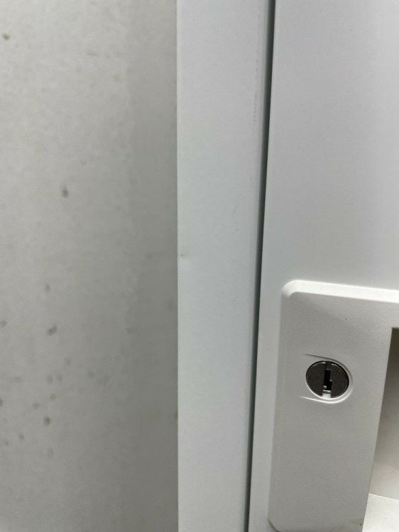 ウチダ（内田洋行）3人用ロッカー 商品画像11