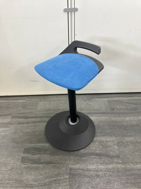 エアリス マヴマン/Aeris Muvman ワークスツール 昇降スツール 商品画像1