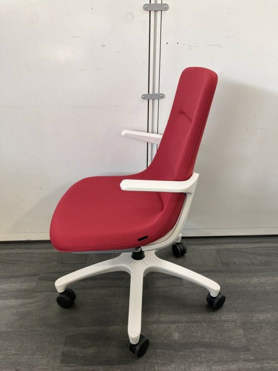 イトーキモーブシリーズ 固定肘付モーブチェア 商品画像3