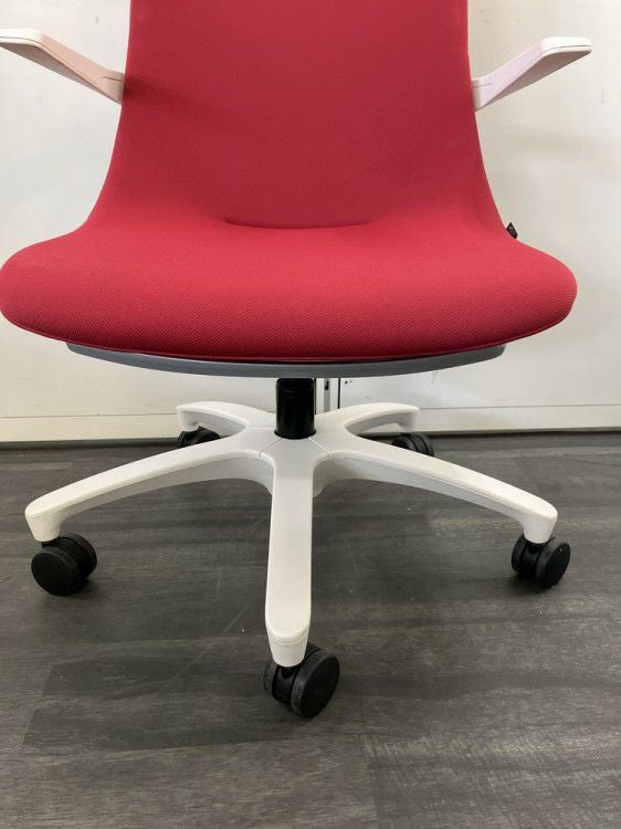 イトーキモーブシリーズ 固定肘付モーブチェア 商品画像12