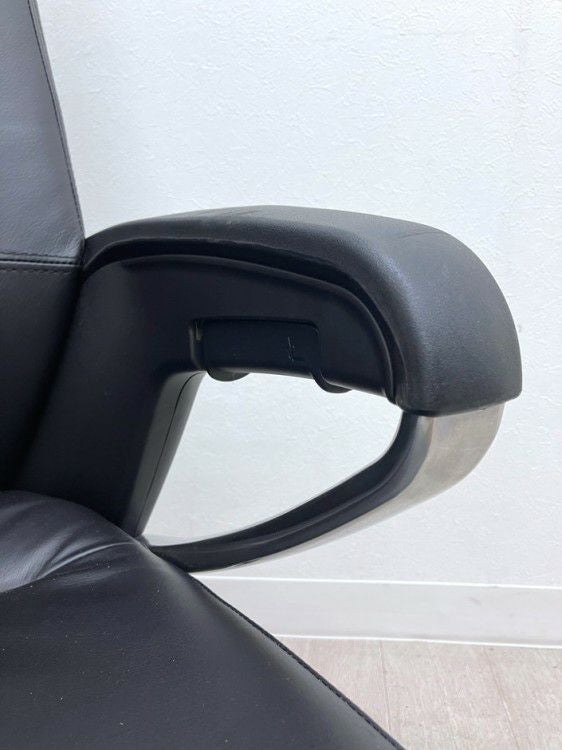 コクヨマネージメントチェア フィロソフィーシリーズ 固定肘付フィロソフィーチェア 商品画像11