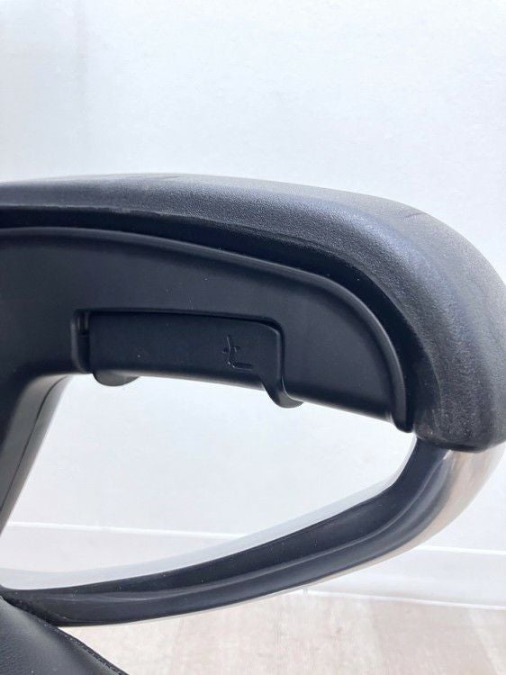 コクヨマネージメントチェア フィロソフィーシリーズ 固定肘付フィロソフィーチェア 商品画像15