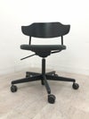 コクヨデイズオフィス ハングライクシリーズ ミーティングチェア 商品画像3