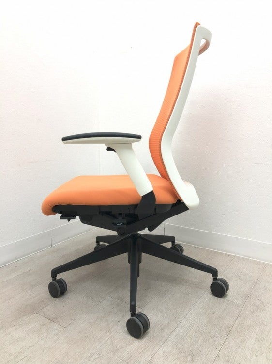 ウチダ（内田洋行）セレッツァ（Sellezza）チェア 可動肘付セレッツァチェア 商品画像3