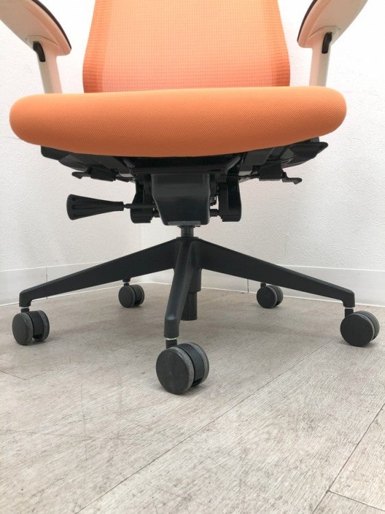 ウチダ（内田洋行）セレッツァ（Sellezza）チェア 可動肘付セレッツァチェア 商品画像15