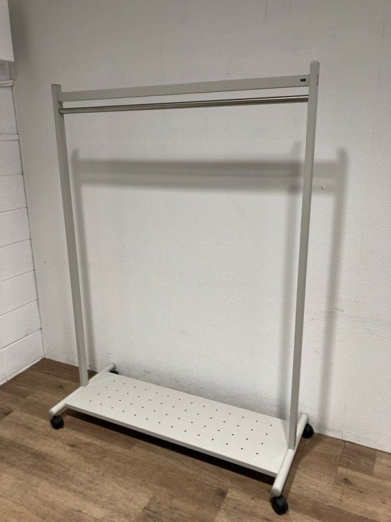 ウチダ（内田洋行）コートハンガー 商品画像1