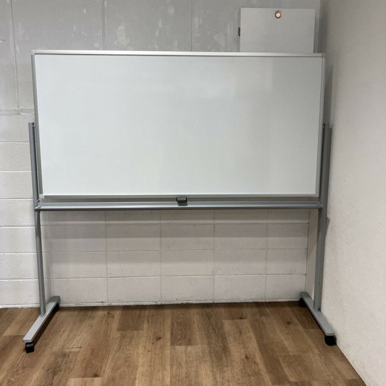 コクヨ1800脚付ホワイトボード 商品画像2