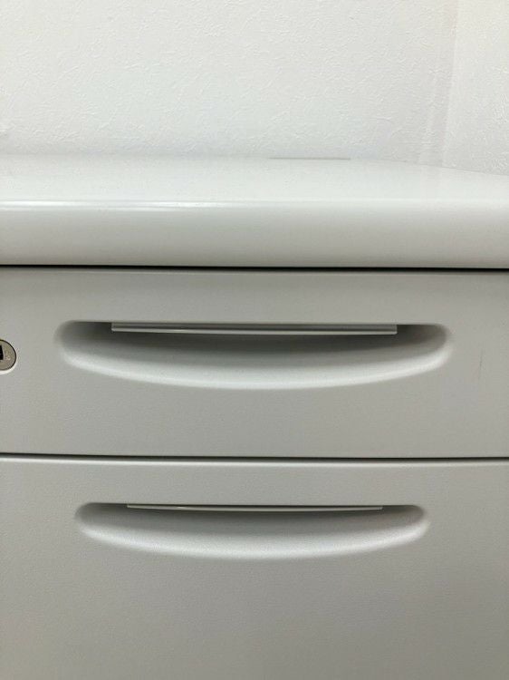 オカムラSDシリーズ 1100片袖デスク 商品画像9