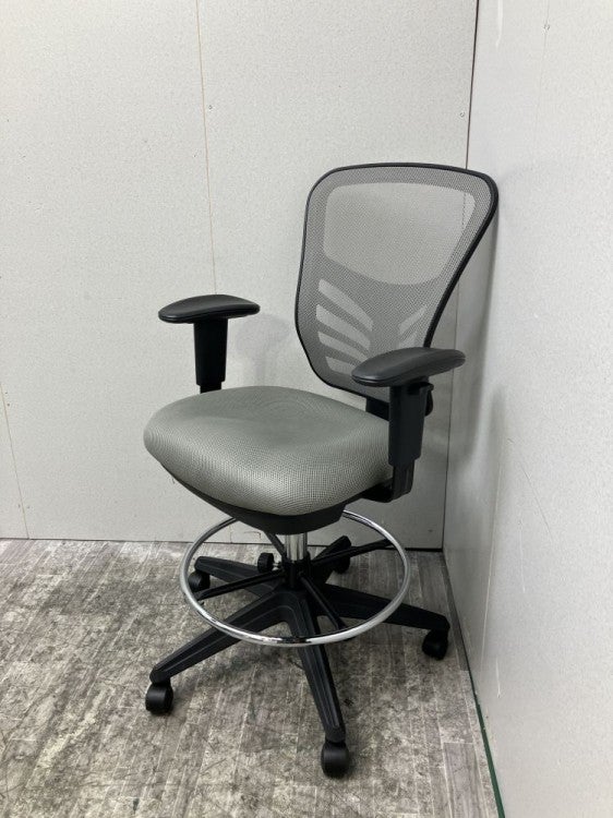 可動肘付ハイチェア 商品画像1