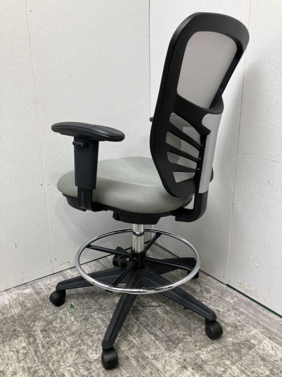 可動肘付ハイチェア 商品画像4