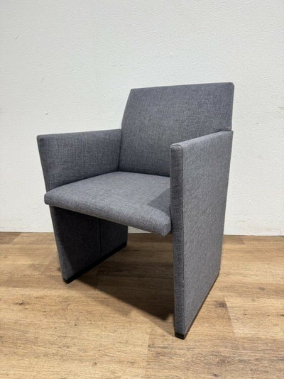 SLEDシリーズ スレッドチェア 商品画像1