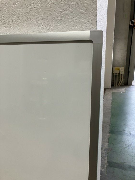 コクヨ1800壁掛ホワイトボード 商品画像2