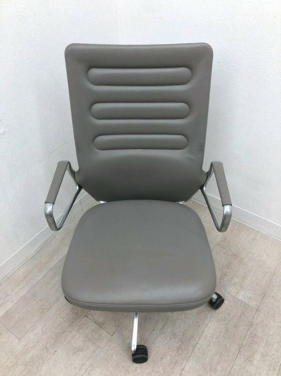 Vitra（ヴィトラ）AC4シリーズ 固定肘付AC4チェア 商品画像7