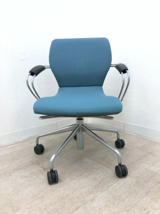 イトーキSINTA(シンタ)シリーズ ミーティングチェア 商品画像2