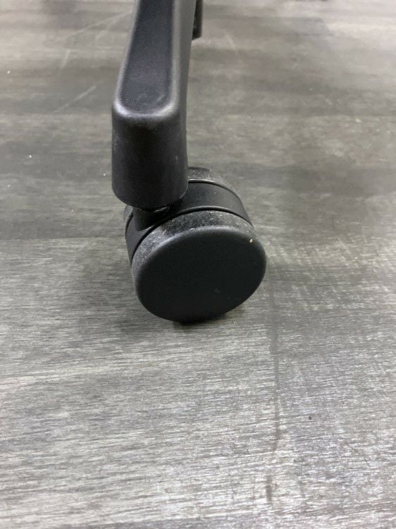 イトーキミレッザチェア 可動肘付ミレッザチェア 商品画像13