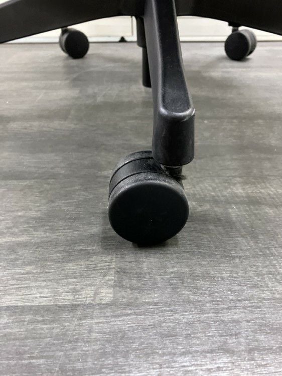 イトーキミレッザチェア 可動肘付ミレッザチェア 商品画像13