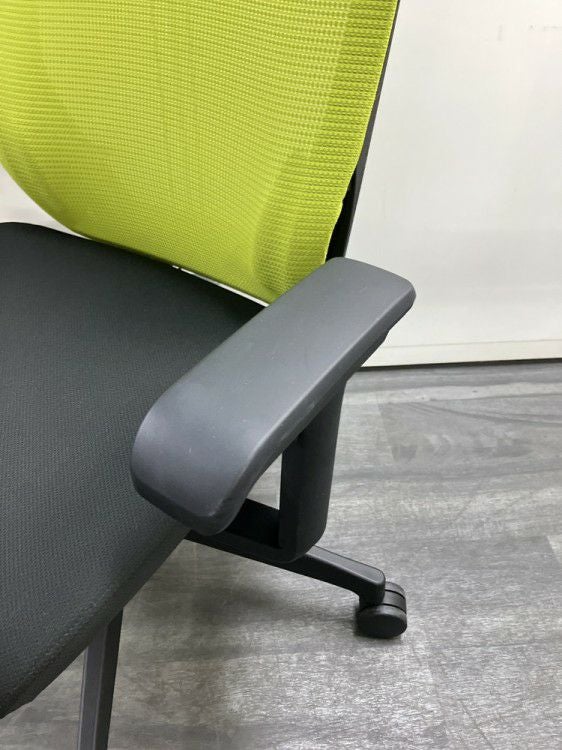 イトーキミレッザチェア 可動肘付ミレッザチェア 商品画像11