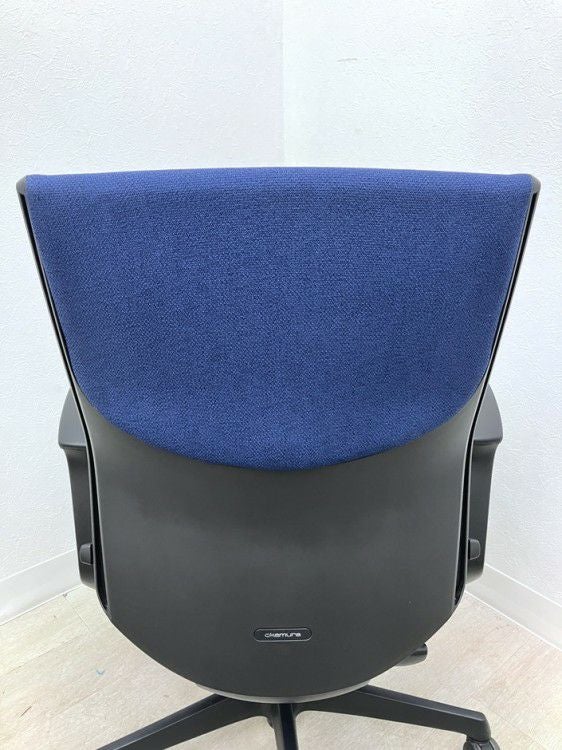 オカムラESCUDO(エスクード)チェア 固定肘付エスクードチェア 商品画像10