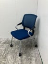 コクヨ肘付サテリテチェア 商品画像1