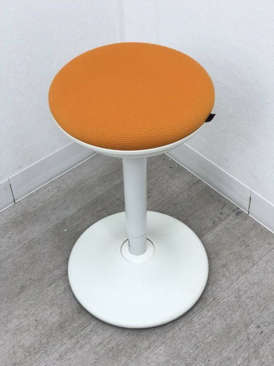 オカムラ 昇降スツール L122EZ| 無限堂ネットショップ