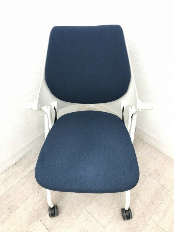 イトーキipsa(イプサ)シリーズ ネスティングチェア3脚セット 商品画像8