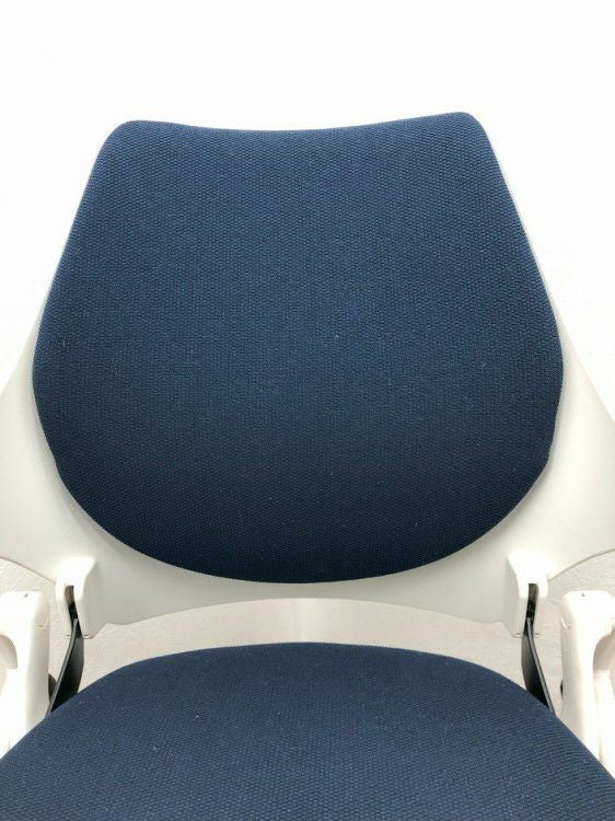 イトーキipsa(イプサ)シリーズ ネスティングチェア3脚セット 商品画像9