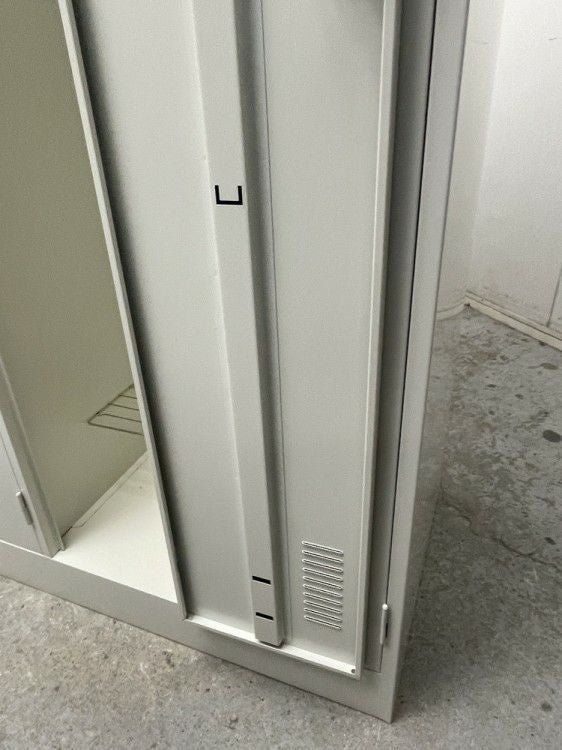 プラスLK2シリーズ 3人用ロッカー 商品画像10