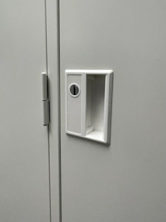 プラスLK2シリーズ 3人用ロッカー 商品画像11