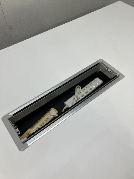 オカムラ4L12シリーズ 2100ミーティングテーブル 商品画像4