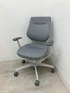 コクヨing(イング)チェア 固定肘付イングチェア 商品画像1