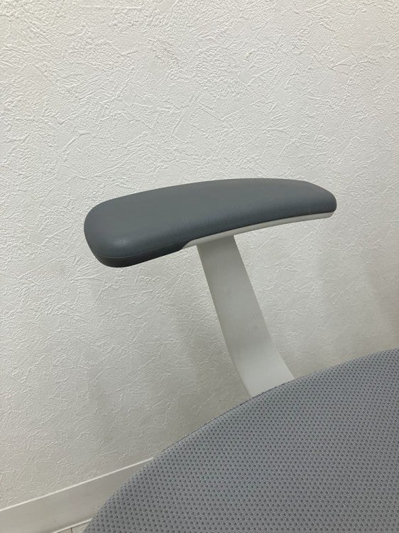 コクヨing(イング)チェア 固定肘付イングチェア 商品画像11