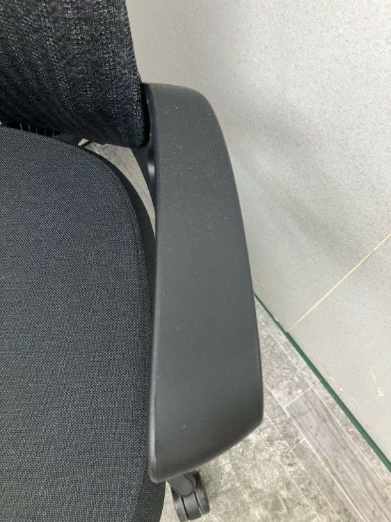 イトーキ固定肘付ノートチェア 商品画像9