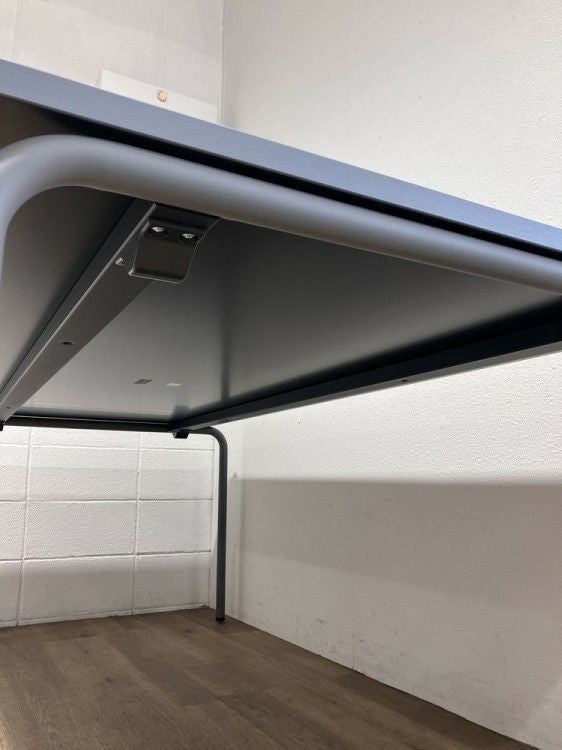 コクヨデイズオフィス パイルパイプシリーズ ミーティングテーブル 商品画像5