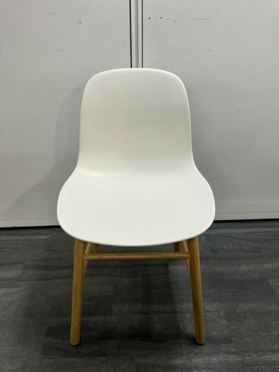 フォームシリーズ ミーティングチェア 商品画像1