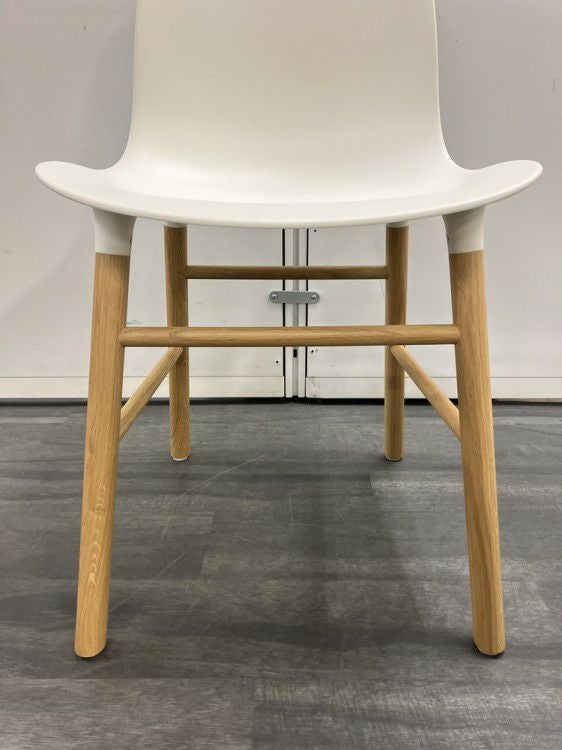 フォームシリーズ ミーティングチェア 商品画像7