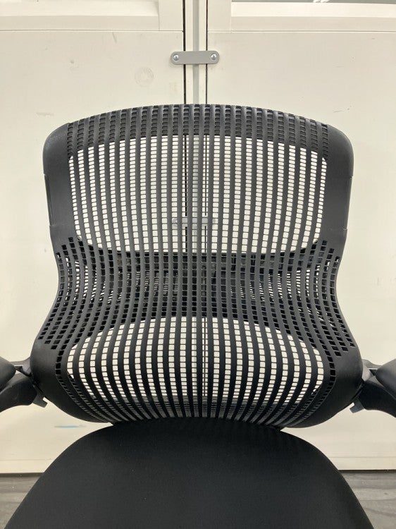Knoll（ノール）Generation(ジェネレーション)チェア 可動肘付ジェネレーションチェア 商品画像9