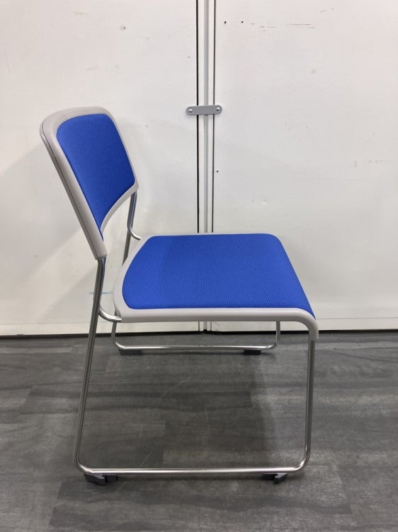 コクヨCK-890シリーズ スタッキングチェア 商品画像5