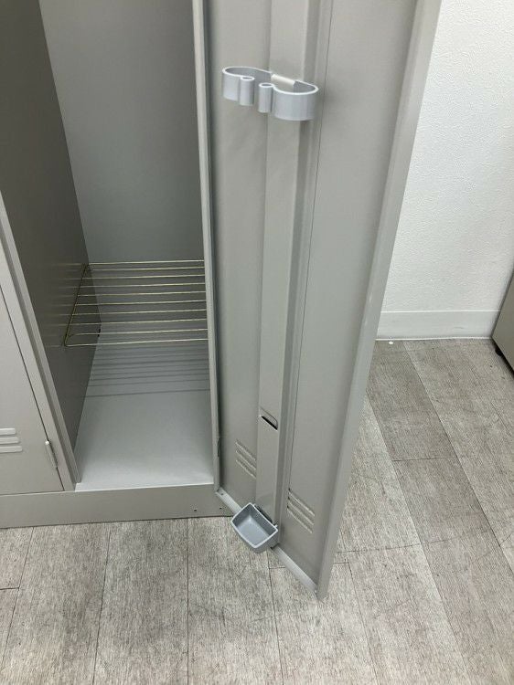 イトーキJ型シリーズ 3人用ロッカー 商品画像10