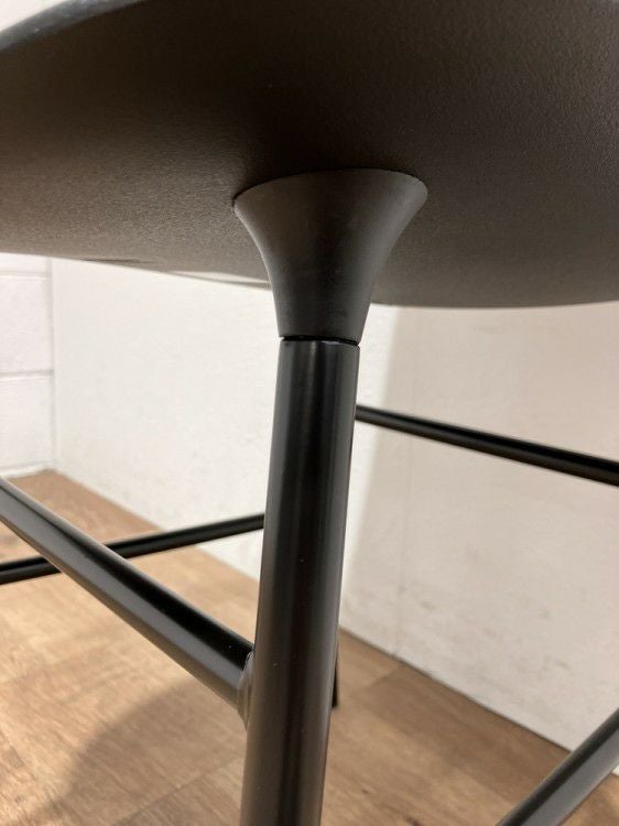 フォームシリーズ ミーティングチェア4脚セット 商品画像4