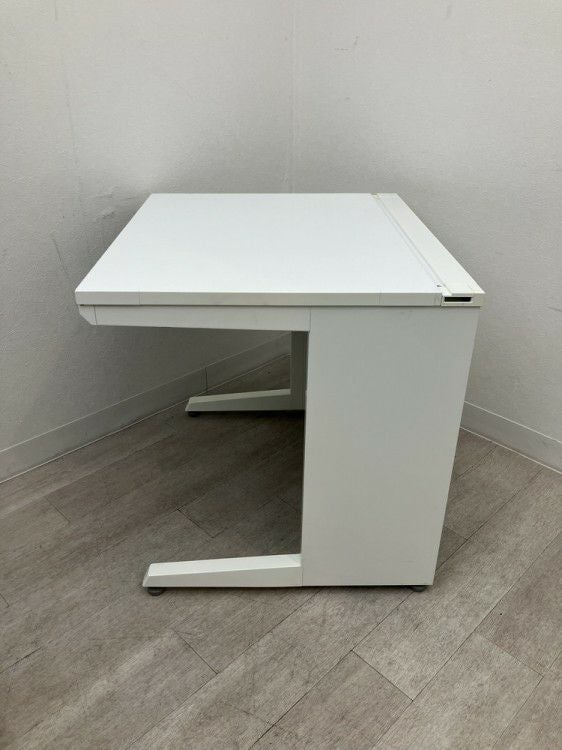 オカムラADVANCE（アドバンス）シリーズ 800平デスク 商品画像5