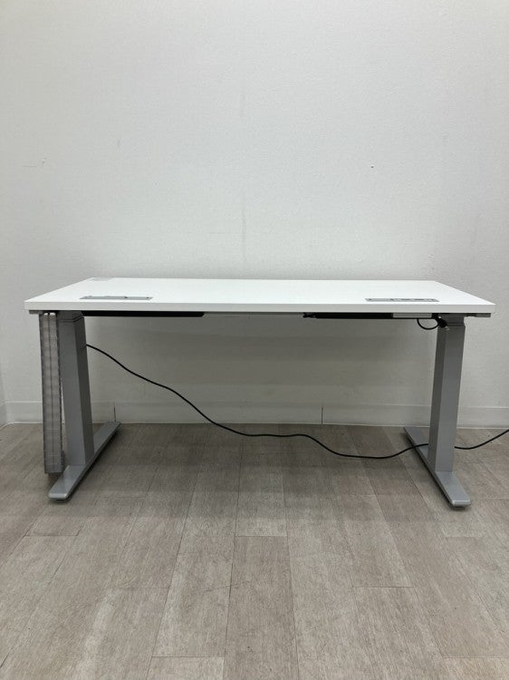 オカムラSwift(スイフト)シリーズ 1350昇降デスク 商品画像4