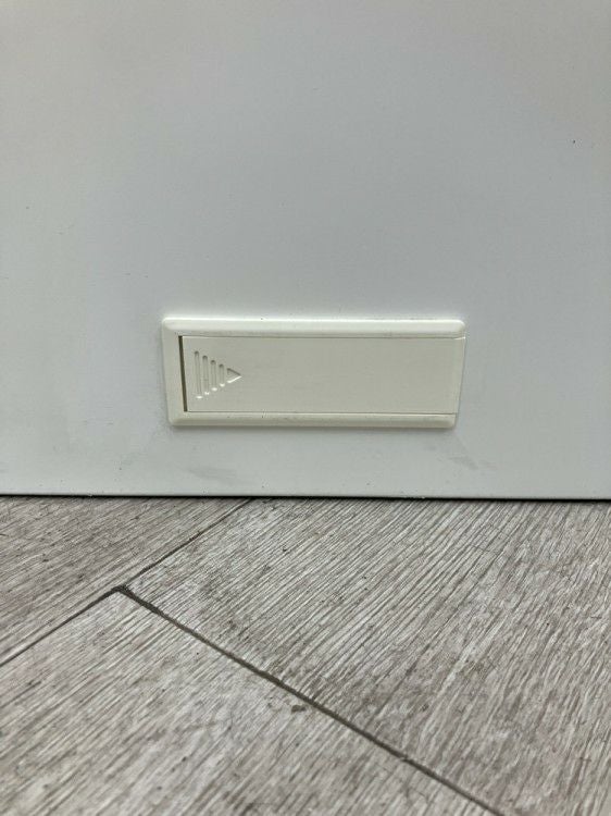 オカムラレクトラインシリーズ 8人用パーソナルロッカー 商品画像5