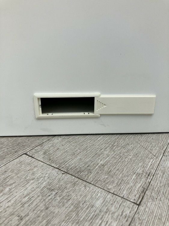 オカムラレクトラインシリーズ 8人用パーソナルロッカー 商品画像6